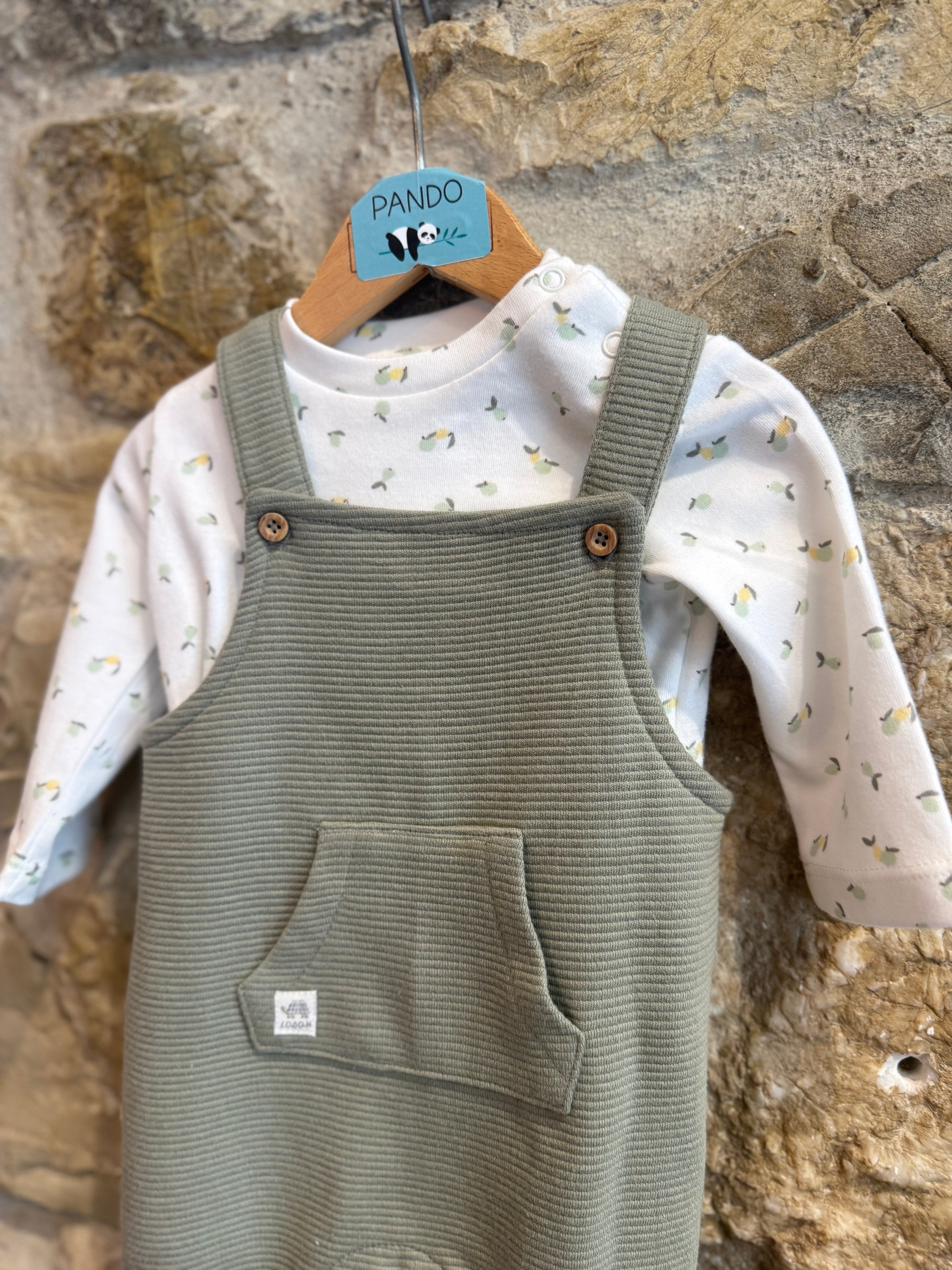 Maglia con salopette