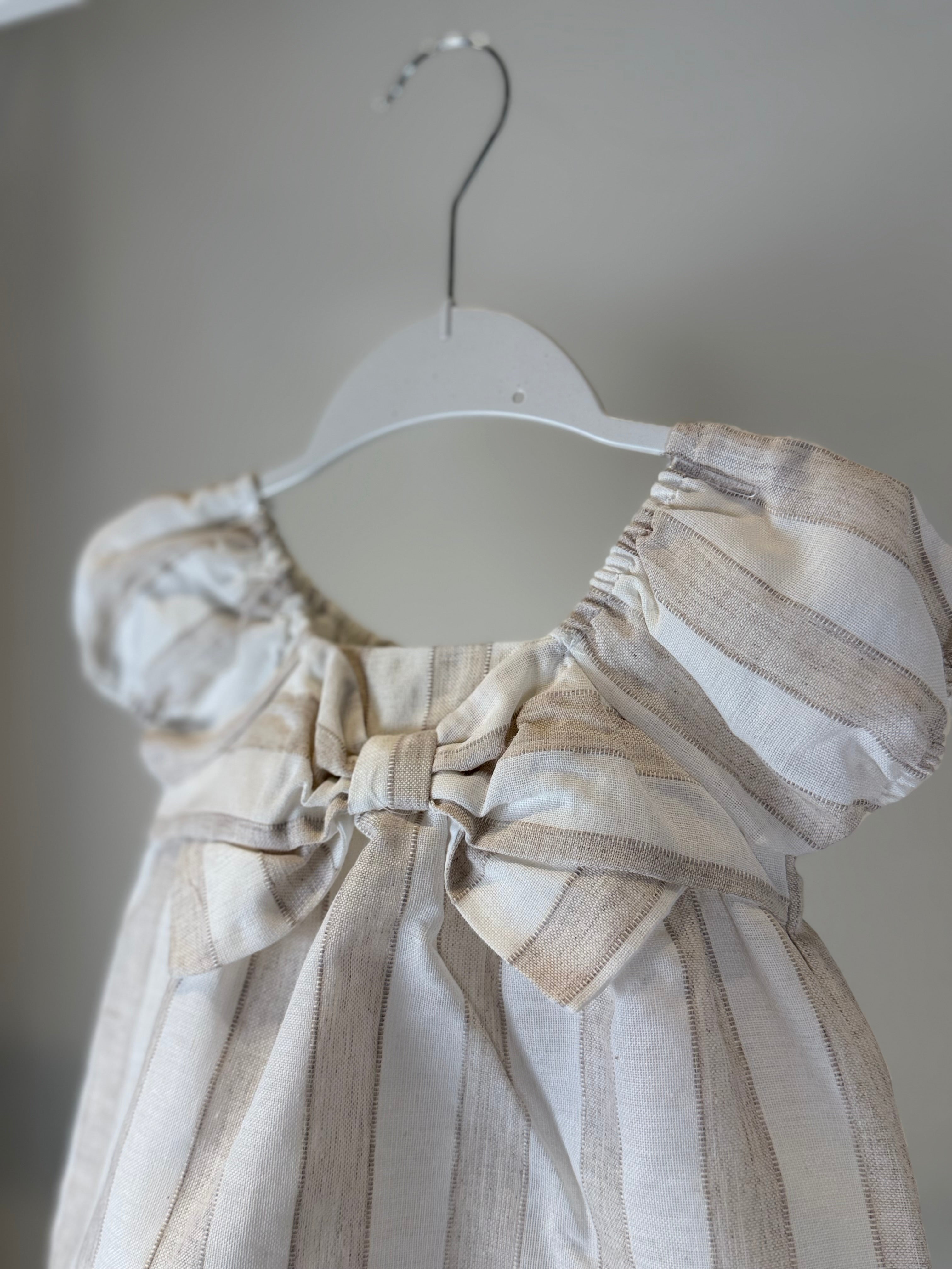 Completo Neonata Righe Naturali con Fiocco “Little Chic”