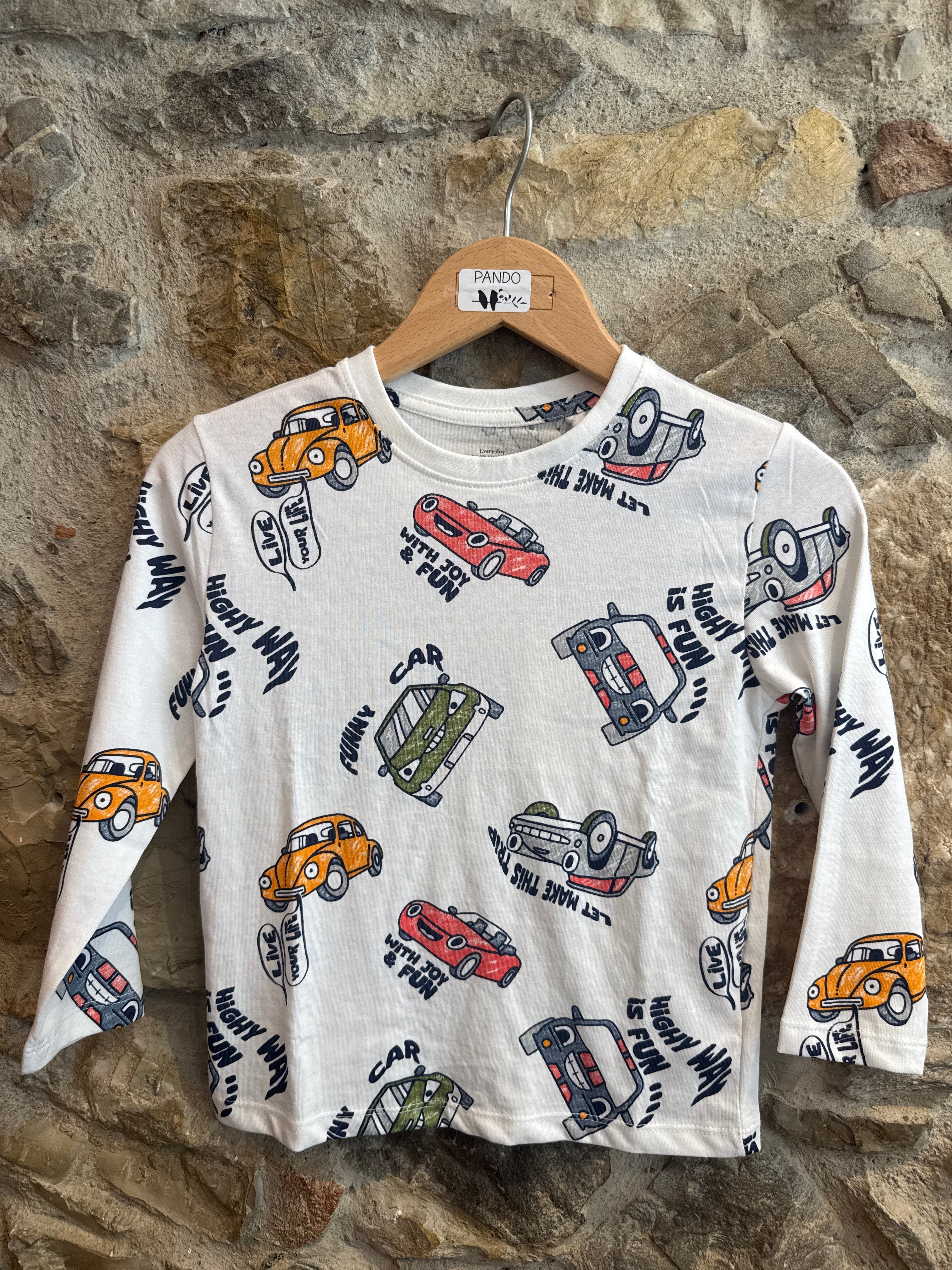 Maglia con macchine