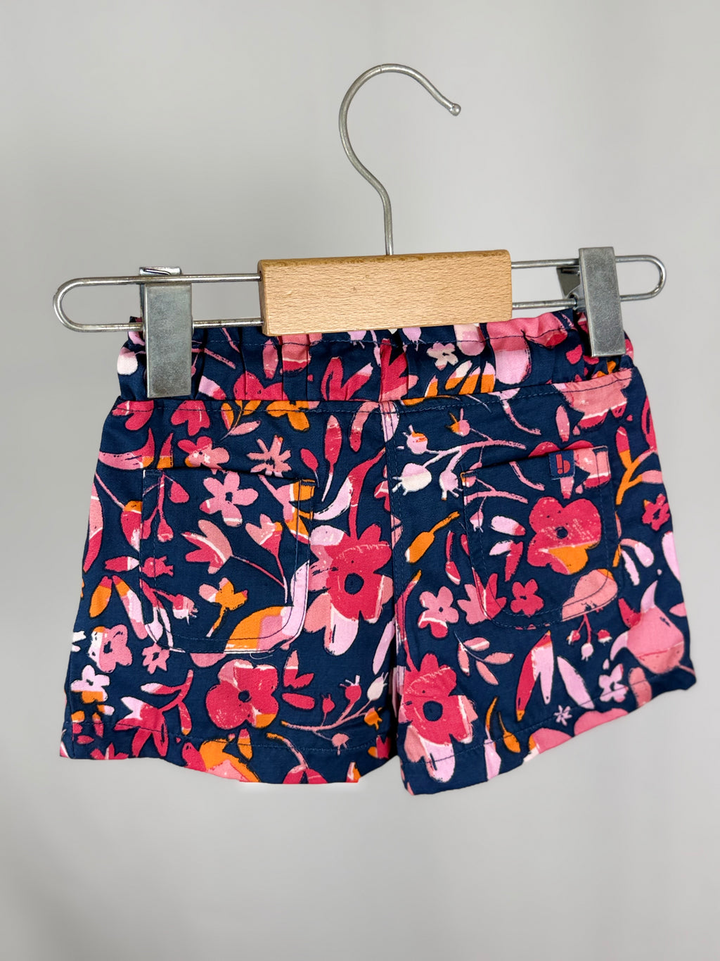 🌸 Shorts Floral Chic Boboli