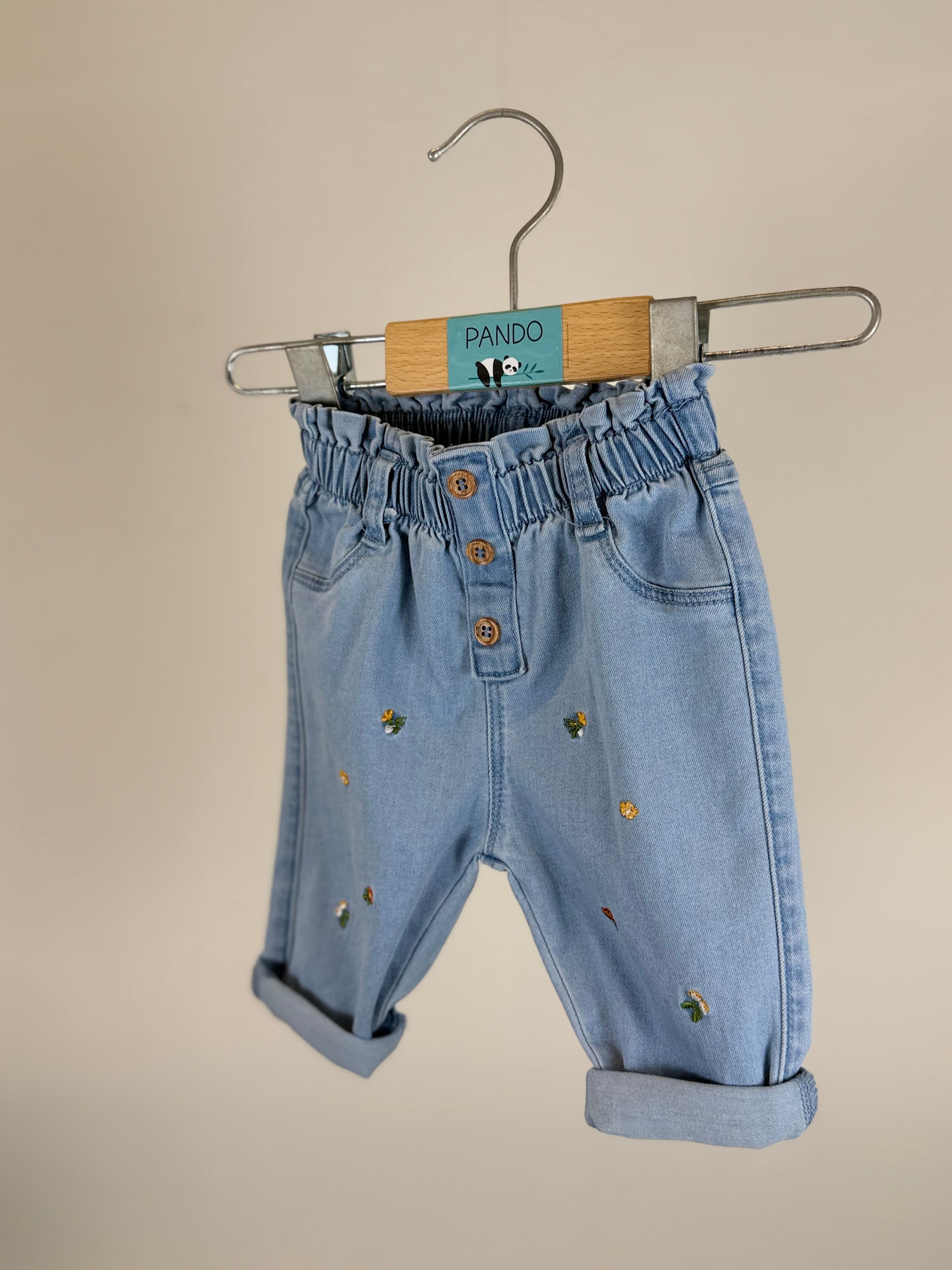 🌸 Jeans neonata con ricami floreali