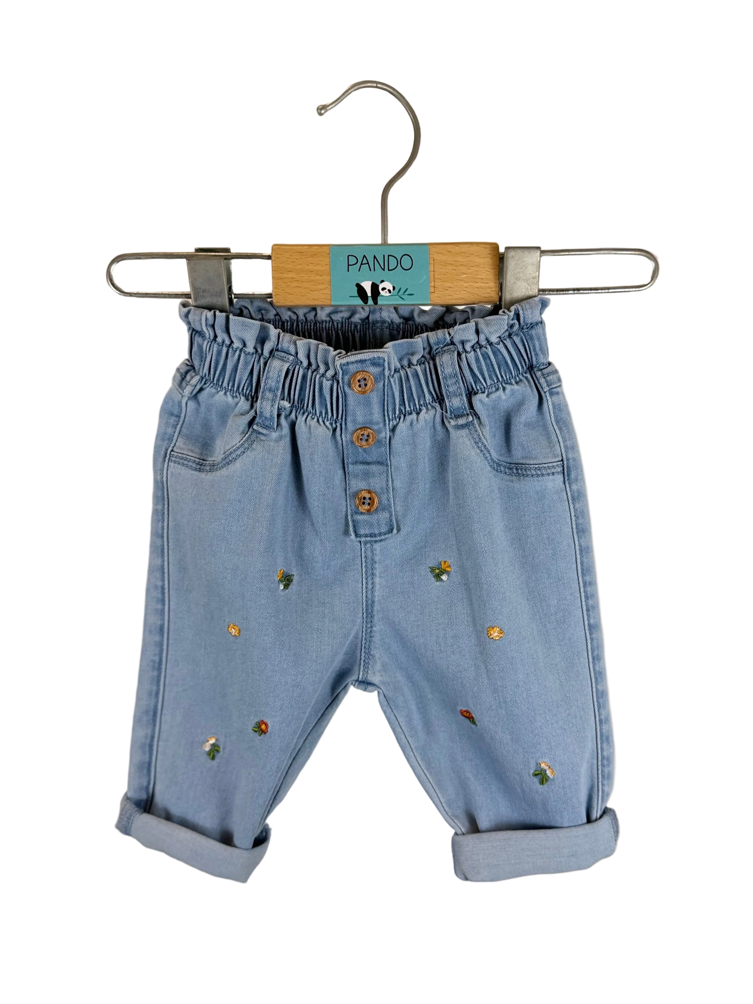 🌸 Jeans neonata con ricami floreali