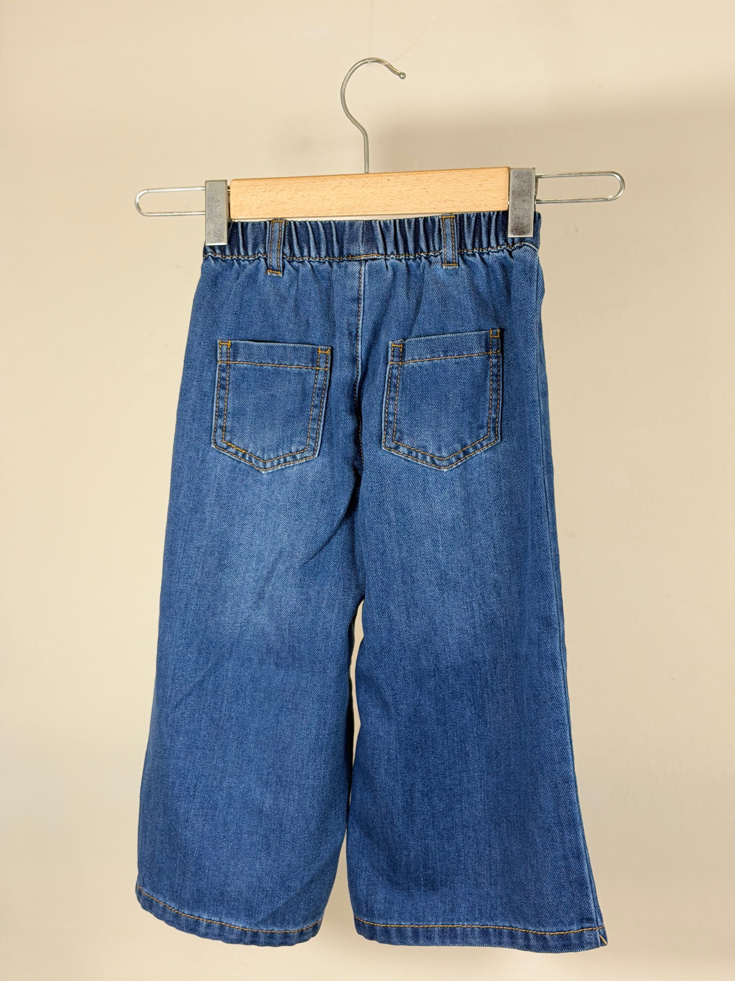 💙 Jeans bambina modello ampio