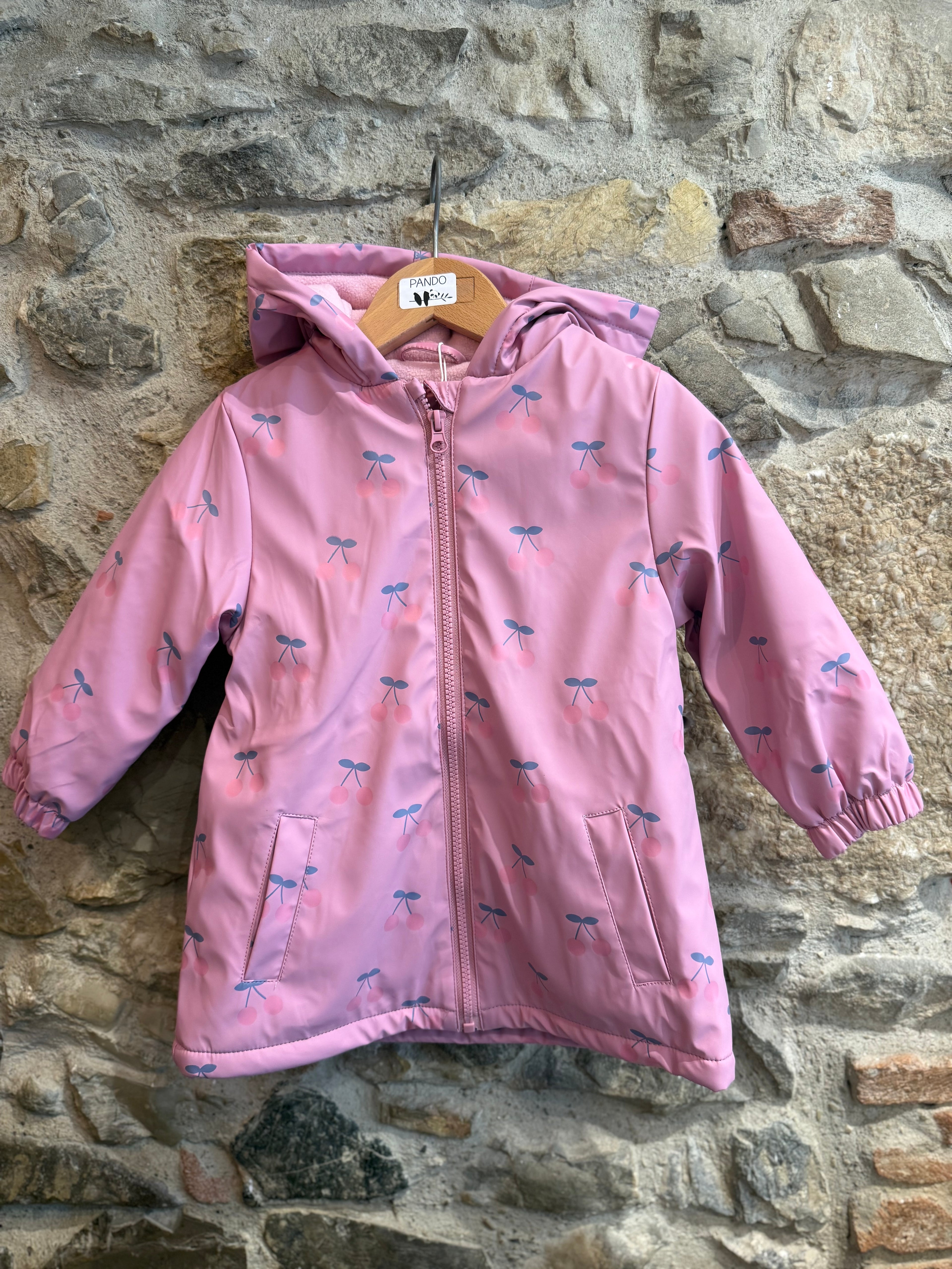 Impermiabile in pile con ciliegie