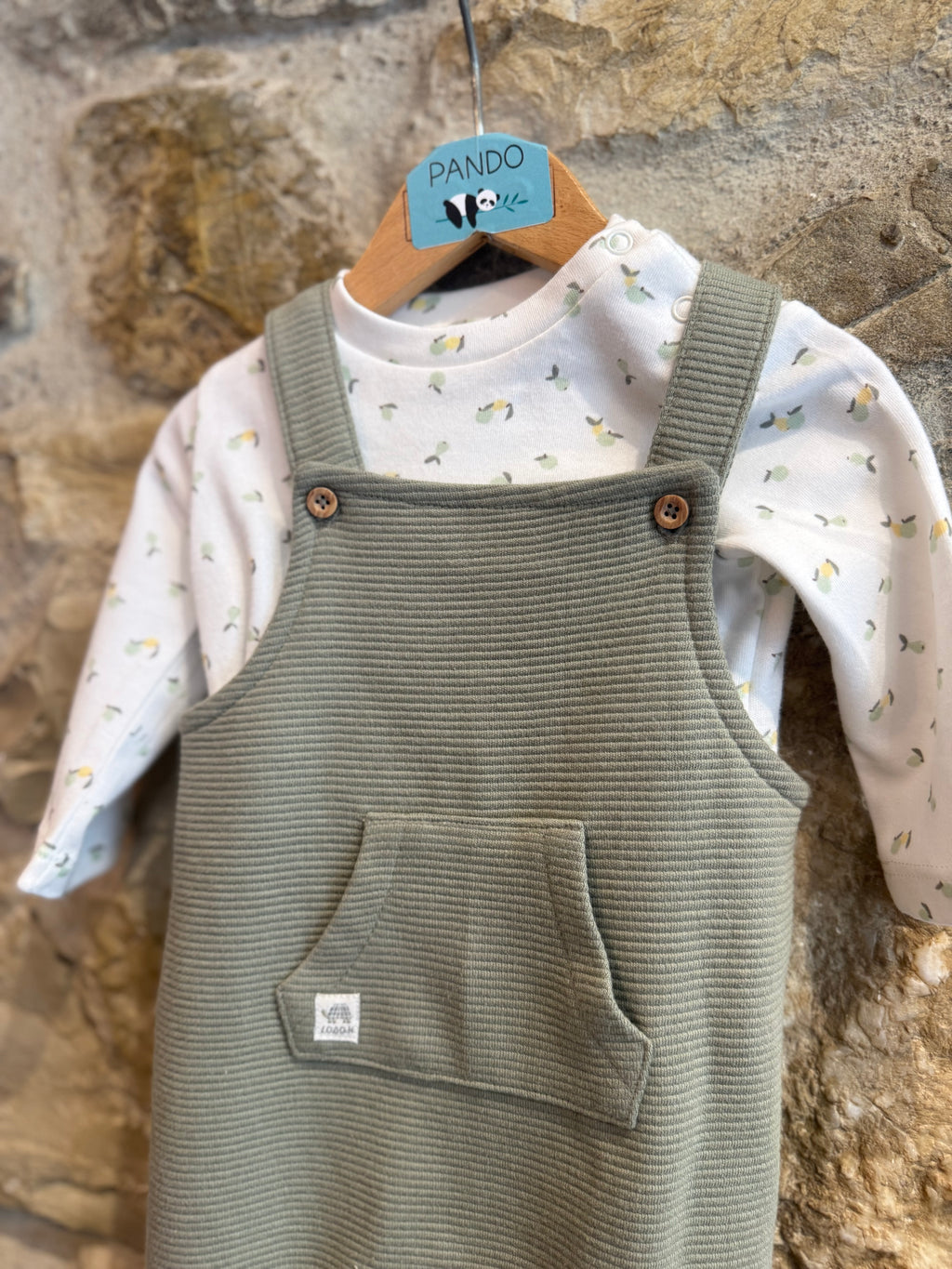 Maglia con salopette