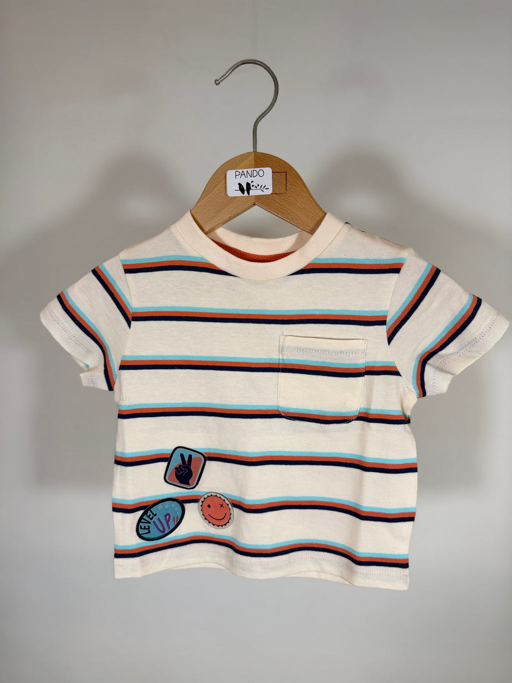 👕 T-shirt bambino rigata con patch